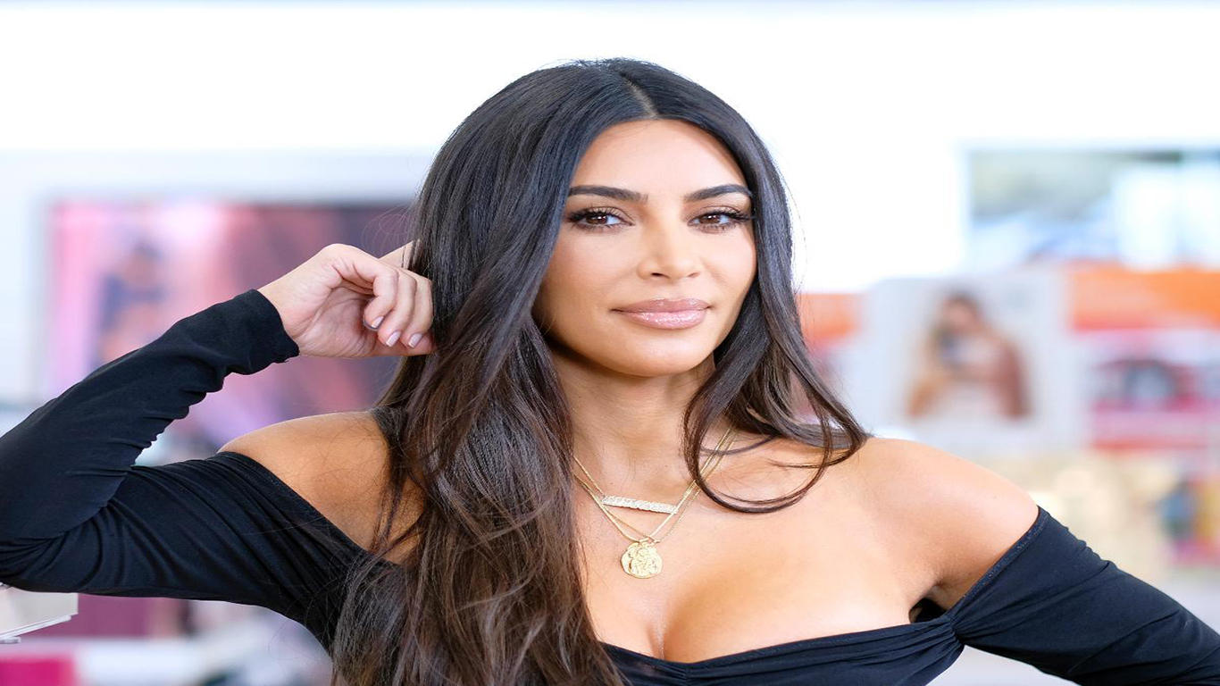 Kim Kardashian Wallpaper – Best Kim Kardashian Wallpapers Free Download