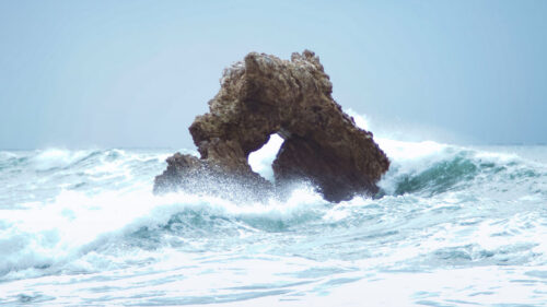 Rock, Waves, Spray HD Wallpapers Free Download