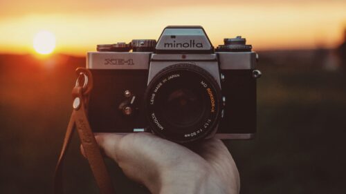 Minolta Camera, Hand, Sunset Wallpapers Download