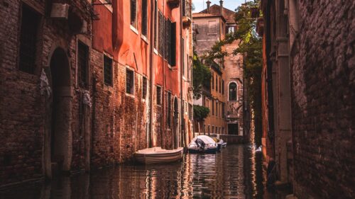 City, Buildings, Water HD Wallpapers Download