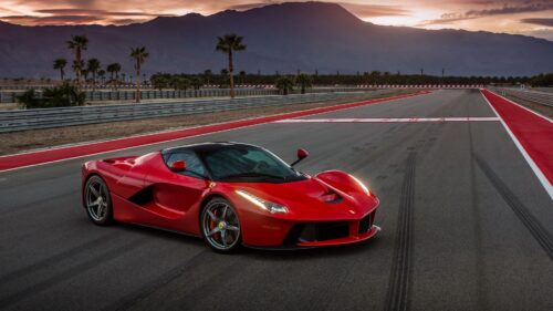 Ferrari, Laferrari, Red, Side View Desktop Wallpapers Free Download