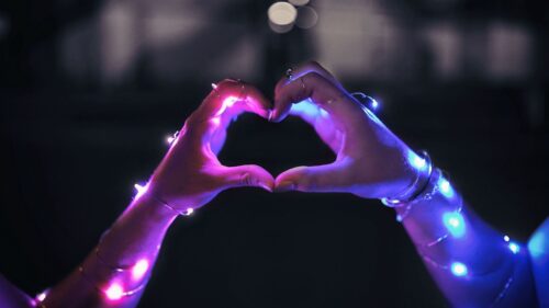 Hands, Garland, Heart Wallpapers Free Download