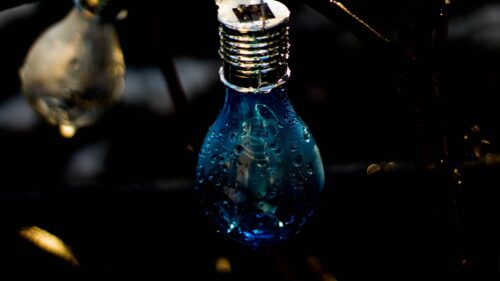 Light Bulb, Drops, Moisture Free Wallpapers Download For Desktop