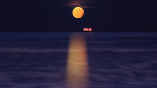 Sea, Moon, Ship Wallpapers Free Download