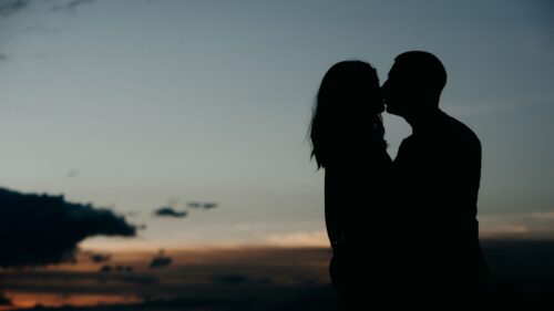 Silhouettes, Kiss, Pair Wallpapers Free Download