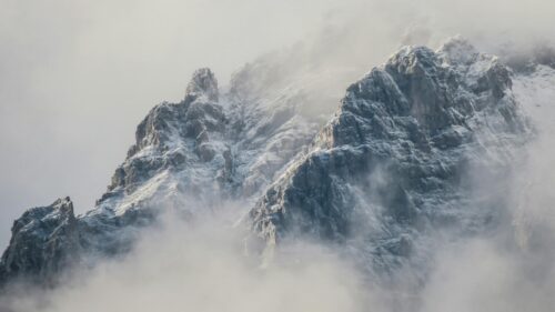 Misty Snowy Mountain Peak Majestic Alpine Scenery 4K Desktop Wallpaper
