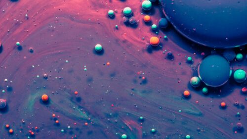 Abstract Macro Oil and Water Spheres Purple and Blue 4K Wallpaper