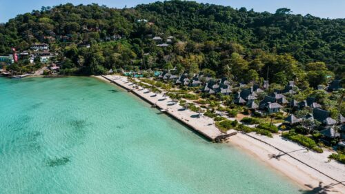 Stunning Tropical Beach Resort Aerial View 4K Desktop Wallpaper