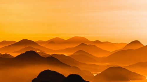 Stunning Golden Sunset Mountain Ranges Landscape 4K Wallpaper