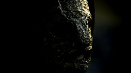 Dark Creepy Textured Mask Horror Portrait 4K Wallpaper