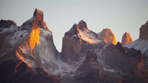 Torres del Paine Sunrise Peaks 4K Desktop Wallpaper