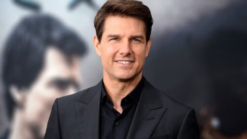 Iconic Tom Cruise Cinematic Portrait in High Definition Desktop Wallpaper