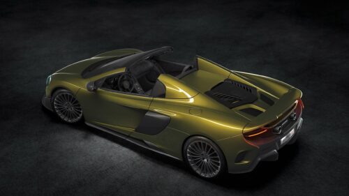 Stunning Gold McLaren 675LT Spider High Performance Supercar Desktop Wallpaper