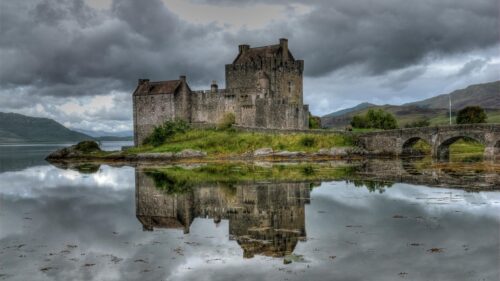 Eilean Donan Castle Scenic Scottish Highlands Landscape PC Wallpaper