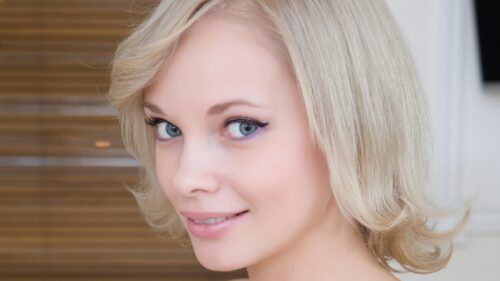 Beautiful Blonde Woman Portrait Close Up Desktop Wallpaper