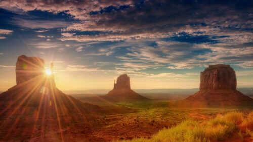 Breathtaking Monument Valley Sunrise Landscape 4K PC Wallpaper