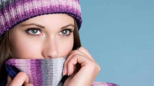 Beautiful Woman Wearing Winter Hat and Scarf Close-Up 4K Desktop Wallpaper