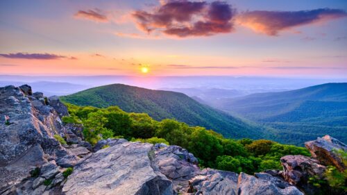 Breathtaking Mountain Sunset Over Lush Green Valley PC Wallpaper