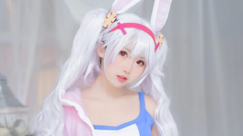 Beautiful Anime Cosplay Girl with White Hair and Bunny Ears PC Wallpaper
