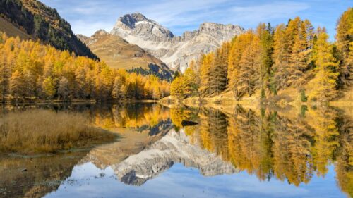 Breathtaking Autumn Mountain Landscape with Lake Reflection 4K Wallpaper