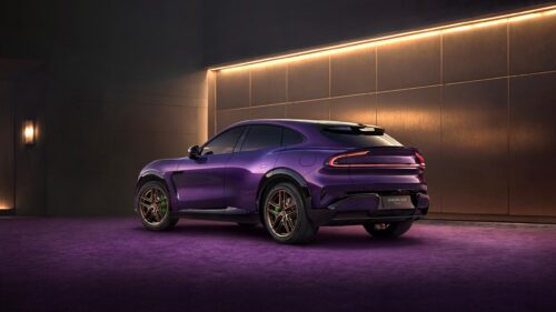 Xiaomi YU7 Electric SUV in Deep Purple Metallic Finish 4K PC Wallpaper
