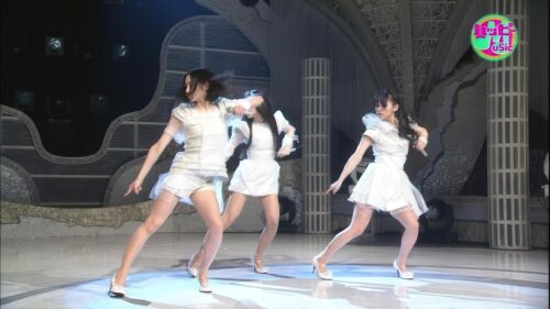 Perfume Japanese Pop Trio Performing in White Outfits Desktop Wallpaper