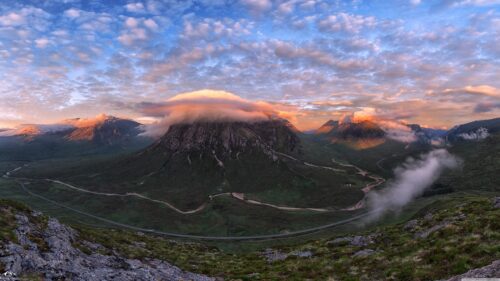 Breathtaking Scottish Highlands Landscape at Sunset 4K PC Wallpaper