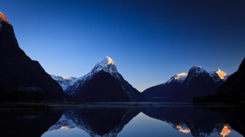 Breathtaking Mitre Peak Reflection at Milford Sound New Zealand Desktop Wallpaper