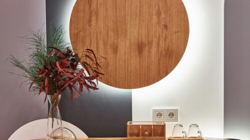 Minimalist Interior Design with Wooden Circle Decor 4K Wallpaper