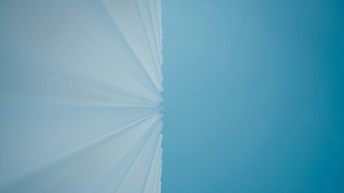 Minimalist White Architectural Abstract Lines 4K Desktop Wallpaper