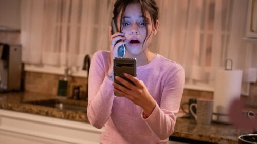 Stunning Jenna Ortega Portrait High Resolution 16:9 Desktop Wallpaper