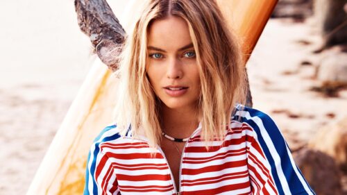 Stunning Margot Robbie High Resolution Portrait for Desktop Wallpaper