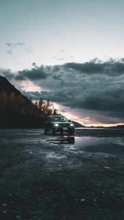 Suv Car  iPhone HD Wallpapers