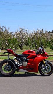 Most Popular Super Sport Bikes HD Wallpapers – Free Download (13)