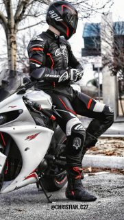 Most Popular Super Sport Bikes HD Wallpapers – Free Download (3)