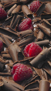 Chocolate Raspberry Desert Valentines 4K Wallpapers