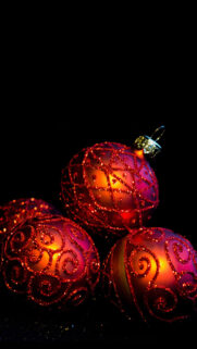 Christmas Balls Red Glitter 4K Wallpapers