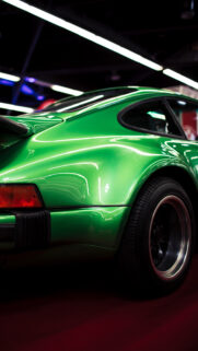 4K Green Super Car Wallpapers Free Download