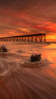 Infrared Sea and Pier Wallpapers Free Download