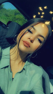 Natural Girl Photos & Wallpapers Download