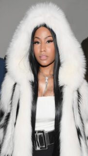 Nicki Minaj Most Beautiful Fashion Clothes Wallpapers