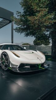 Concept Sports Car Wallpapers Free Download for Mobile Background