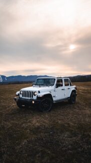 Jeep Wrangler 4X4 Wallpapers Free Download for Mobile