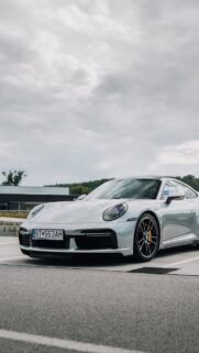 King Car Porsche 911 4K Wallpapers Free Download