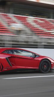 Lamborghini Aventador LP 750 Wallpapers Download for Mobile