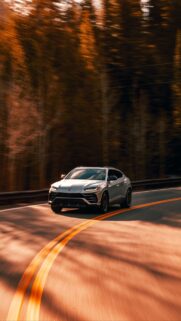 Lamborghini Urus Wallpapers Free Download for Phone