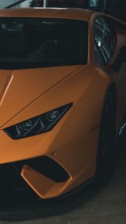 Lambroghini Sportscar Wallpapers Free Download for Mobile Background
