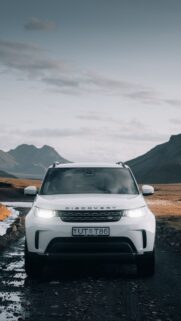 Land Rover Discovery 4K HD Wallpapers Free Download