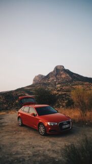 Old Q5 Background Wallpapers Free Download