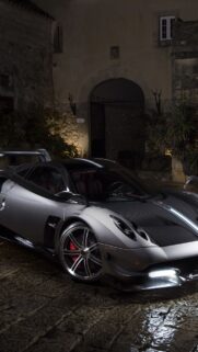 Pagani Huayra Super Sports Car New Wallpapers Free Download